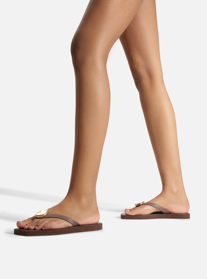 Chinelo de Dedo Marrom Metal Square Brizza
