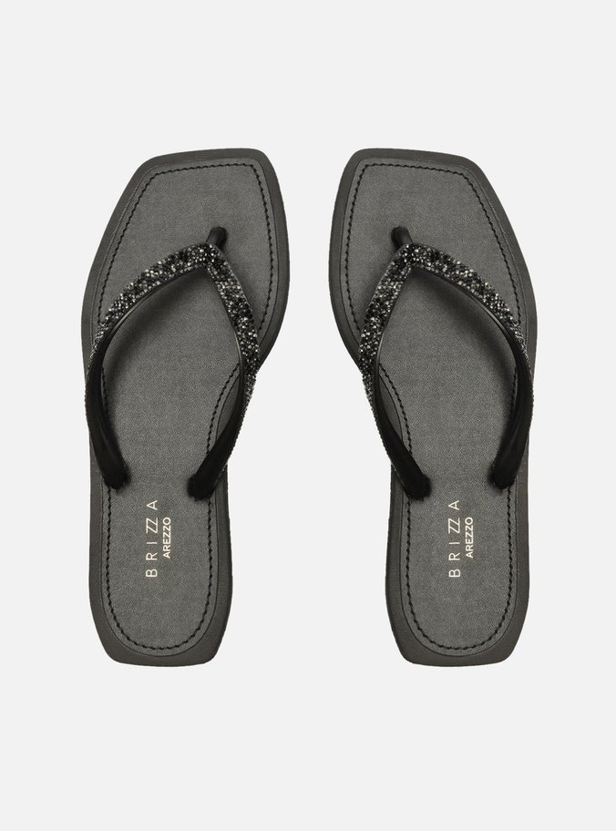 Chinelo de Dedo Preto Strass Square