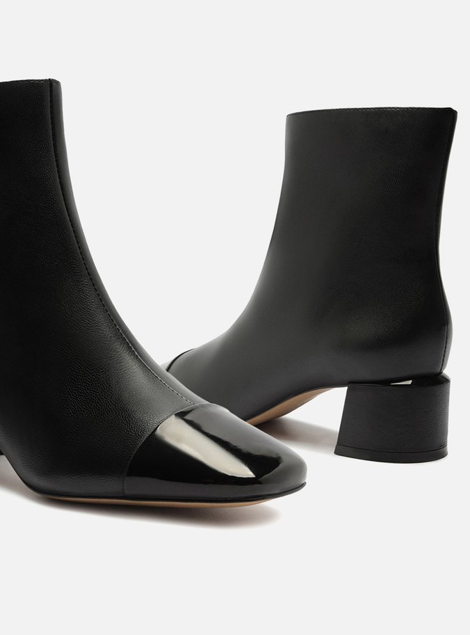 Bota Preta Couro Cano Curto Cap Toe Verniz