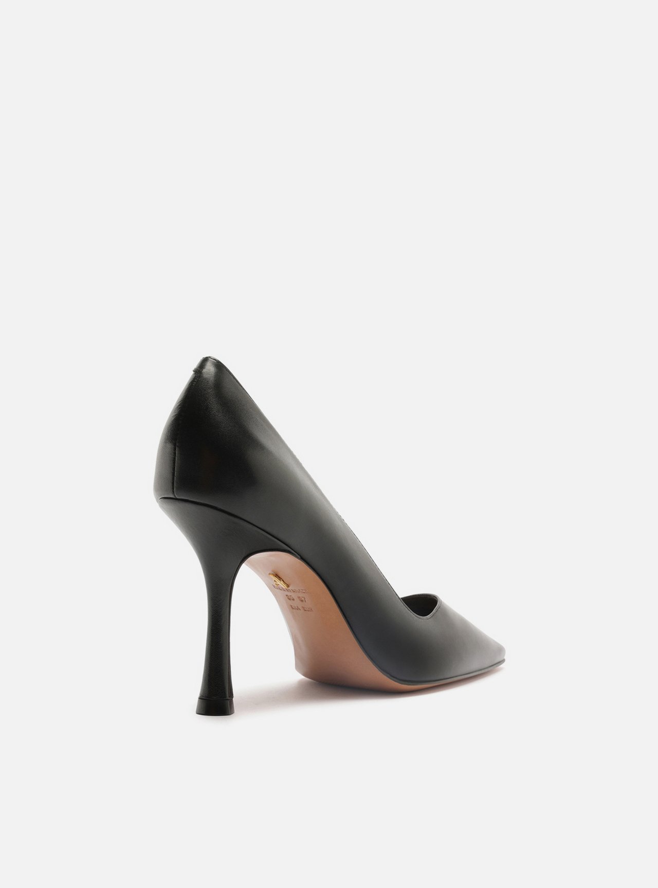 Scarpin Preto Couro Bico Quadrado — foto 3
