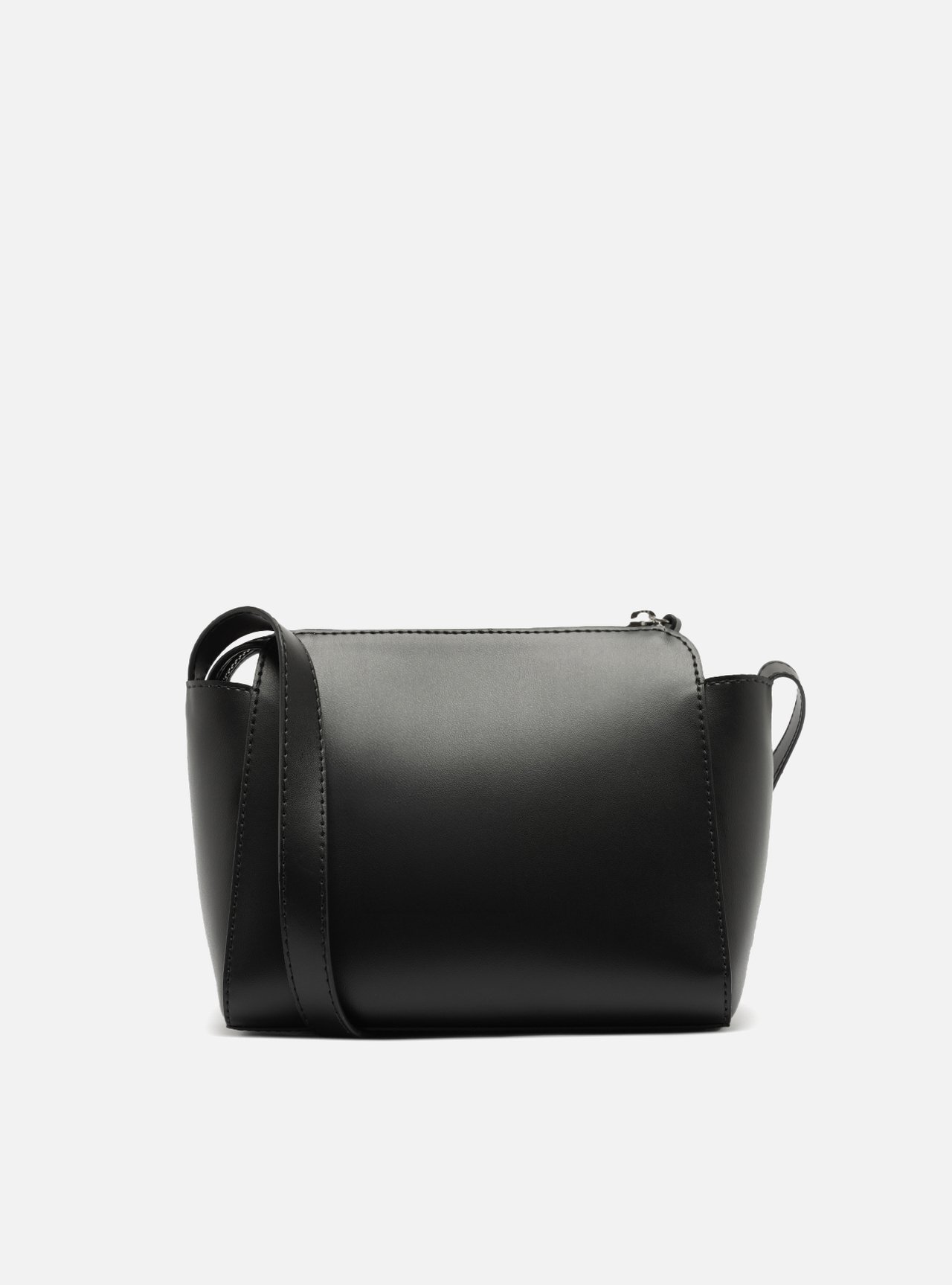 Bolsa Tiracolo Preta Média — foto 3