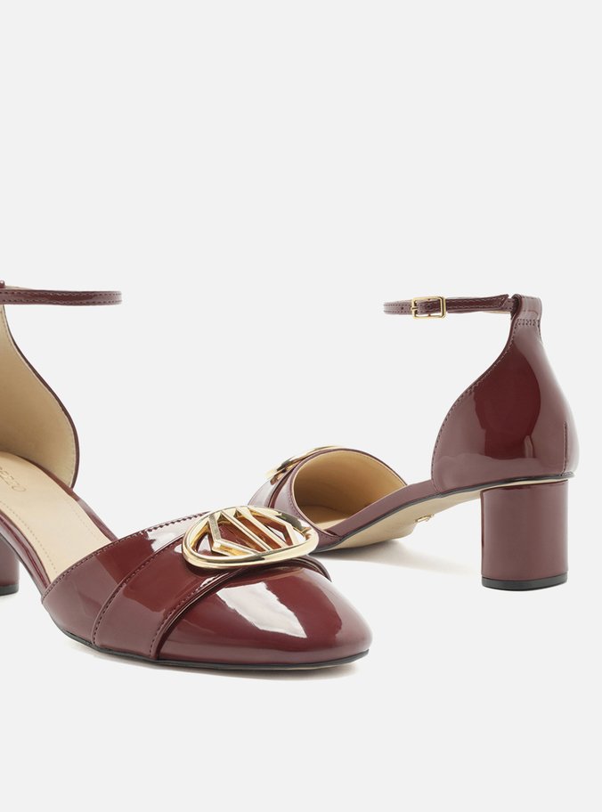 Scarpin Vermelho Verniz Salto Bloco Aberto Metal