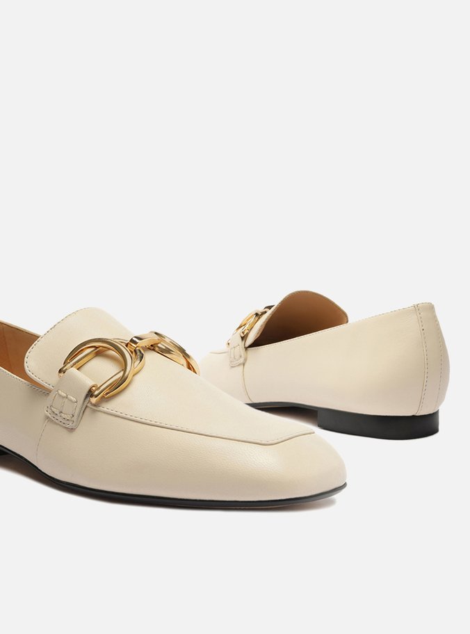 Mocassim Branco Couro Bico Redondo Classy