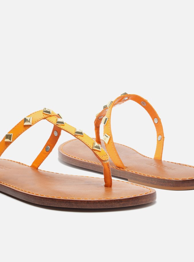 Sandália Rasteira Laranja Couro Slim Studs Ella