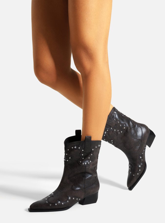 Bota Preta Couro Worn Cano Curto Western Folk