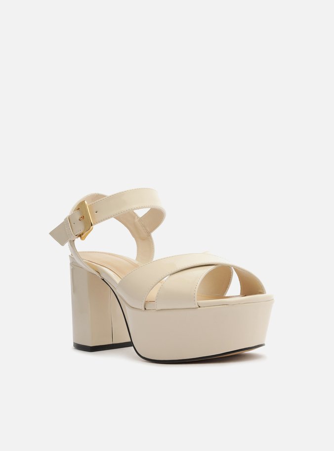 Sandália Off-White Verniz Salto Bloco Tiras Grace