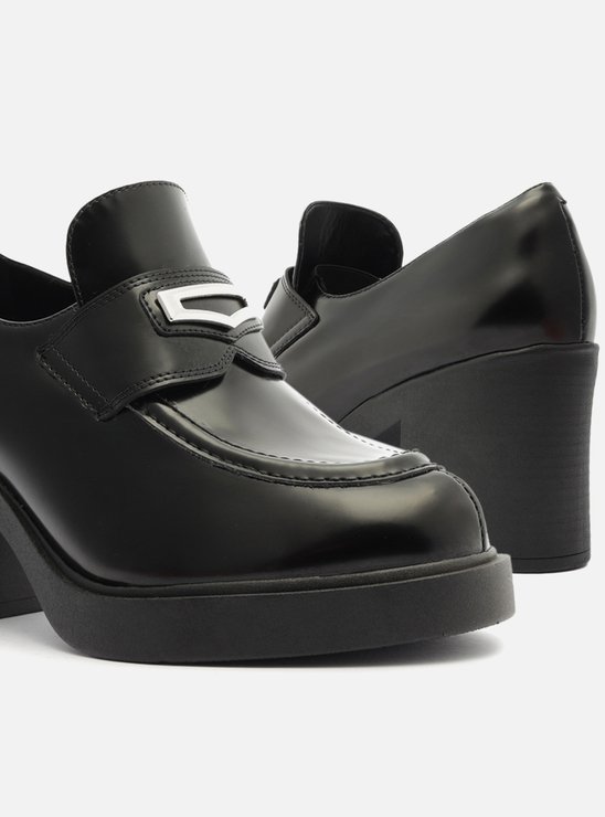 Mocassim Preto Salto Bloco Livia