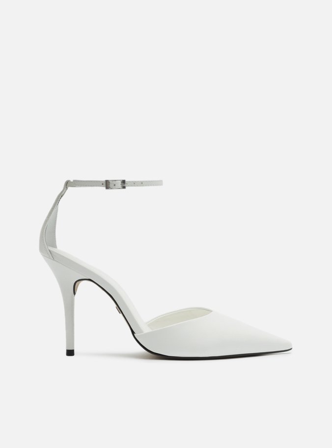 Scarpin Branco Salto Fino Fivela