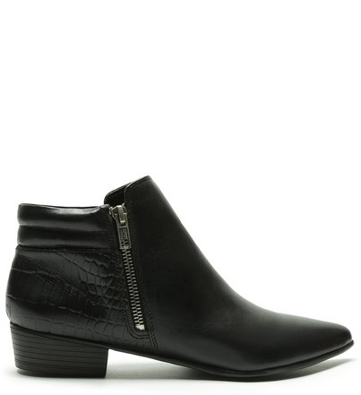 bota com salto interno arezzo