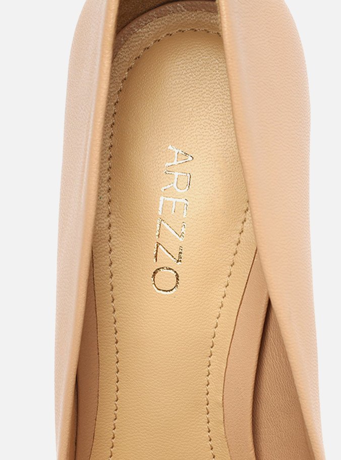 Scarpin Bege Couro Salto Alto Fino Bico Fino