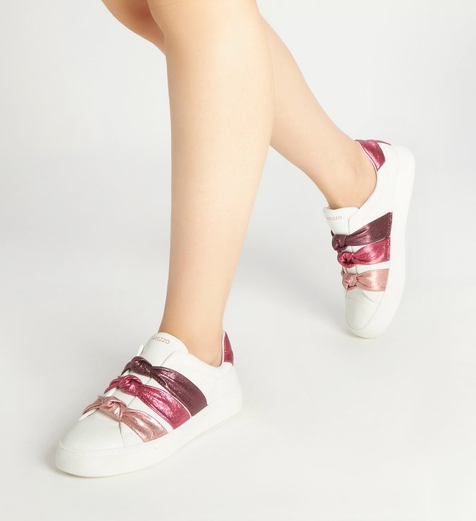 Tênis Slip On Branco Couro ZZ Girl Nó Metalizado Colorido