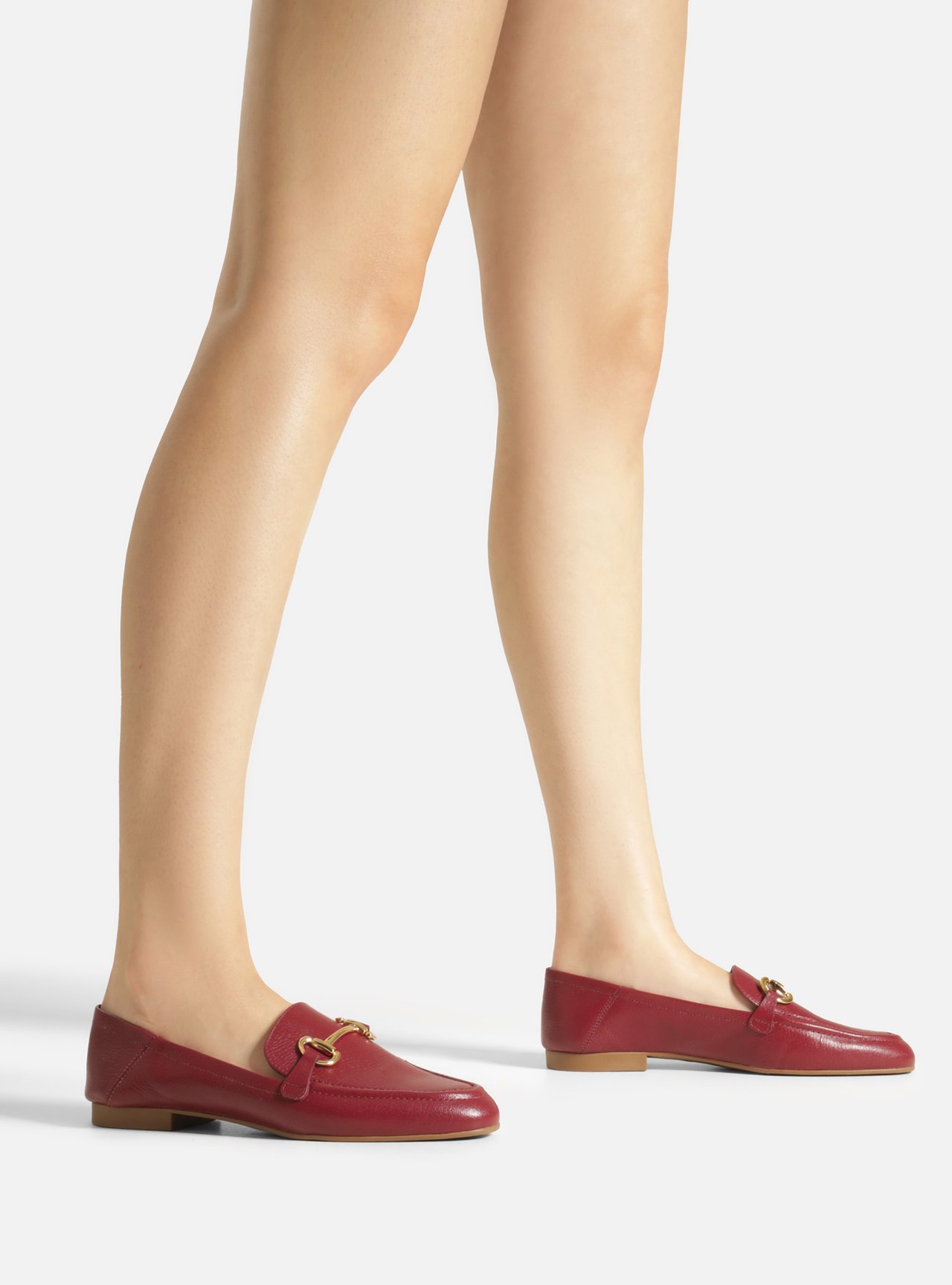 Mocassim Vermelho Couro Bridão Metálico Luma — foto 7