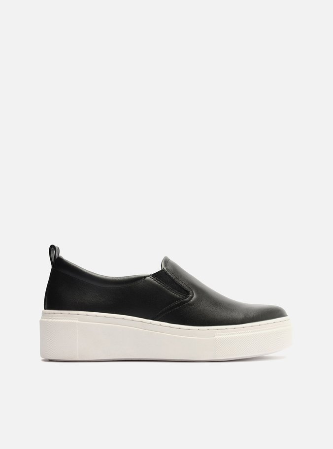 Slip On Preto Couro Flatform Básico