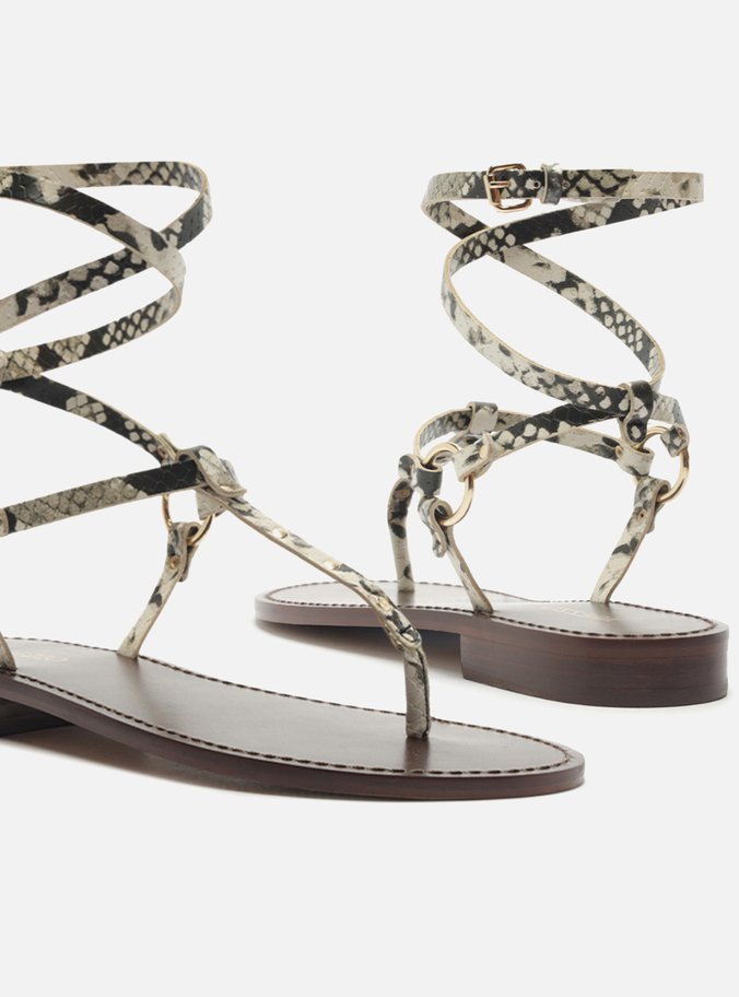 Sandália Rasteira Animal Print Tiras Rebites