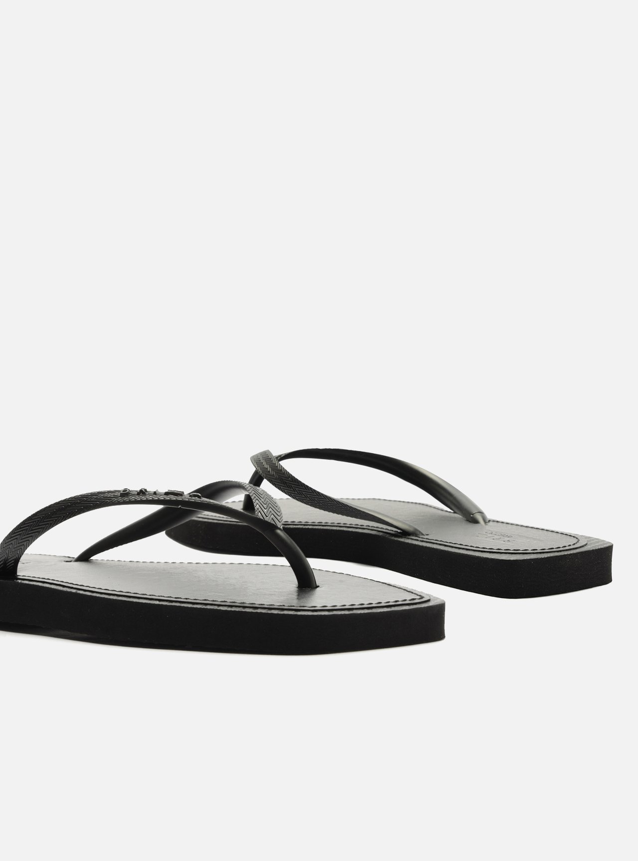 【​限​定​販​売​】 Chinelo Arezzo | Clean Flash Recouro Preto Dedo de コラーゲン