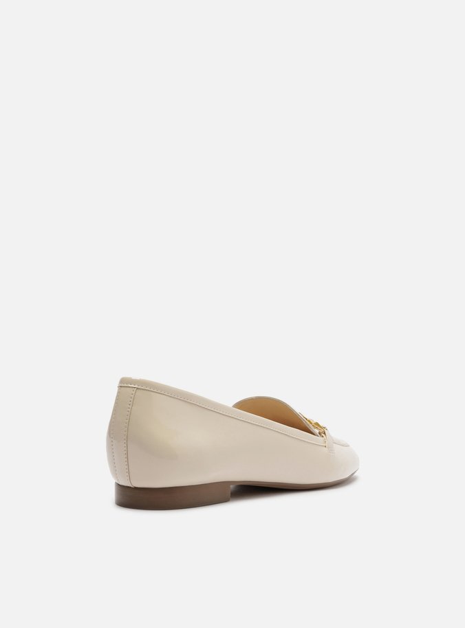 Mocassim Branco Verniz Metal Triângulo