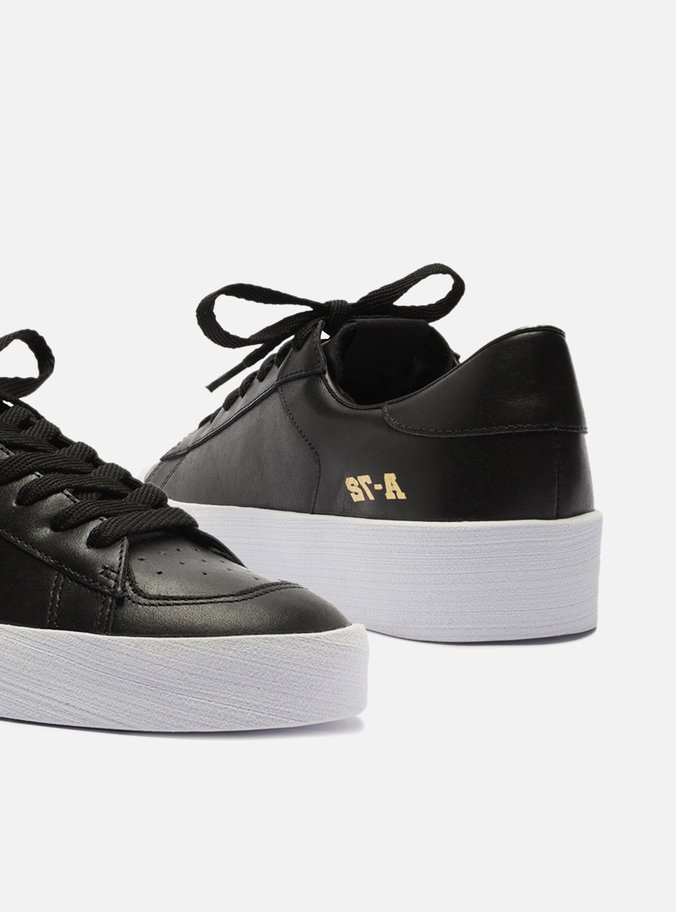 Tênis Preto Couro A72