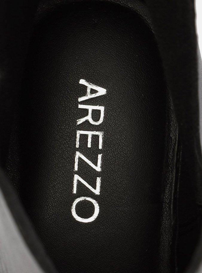 Bota Cano Curto Preta Corrente