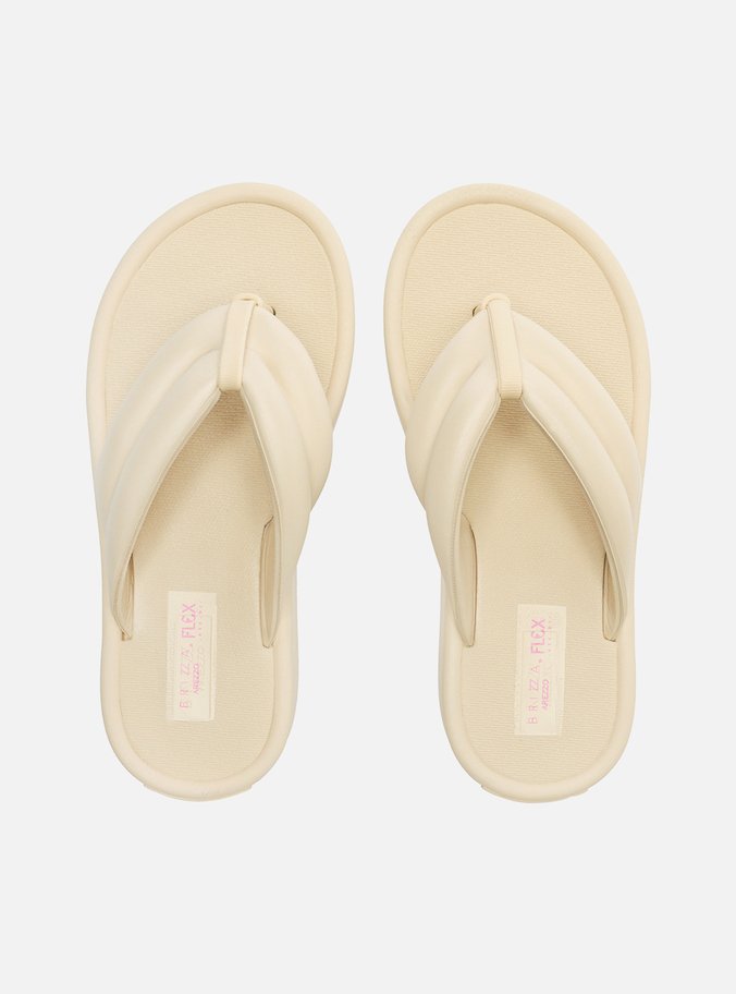 Sandália Off-White Tiras Largas Flatform Kim Flex