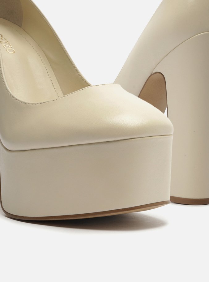Sandália Off-White Couro Meia Pata Madison