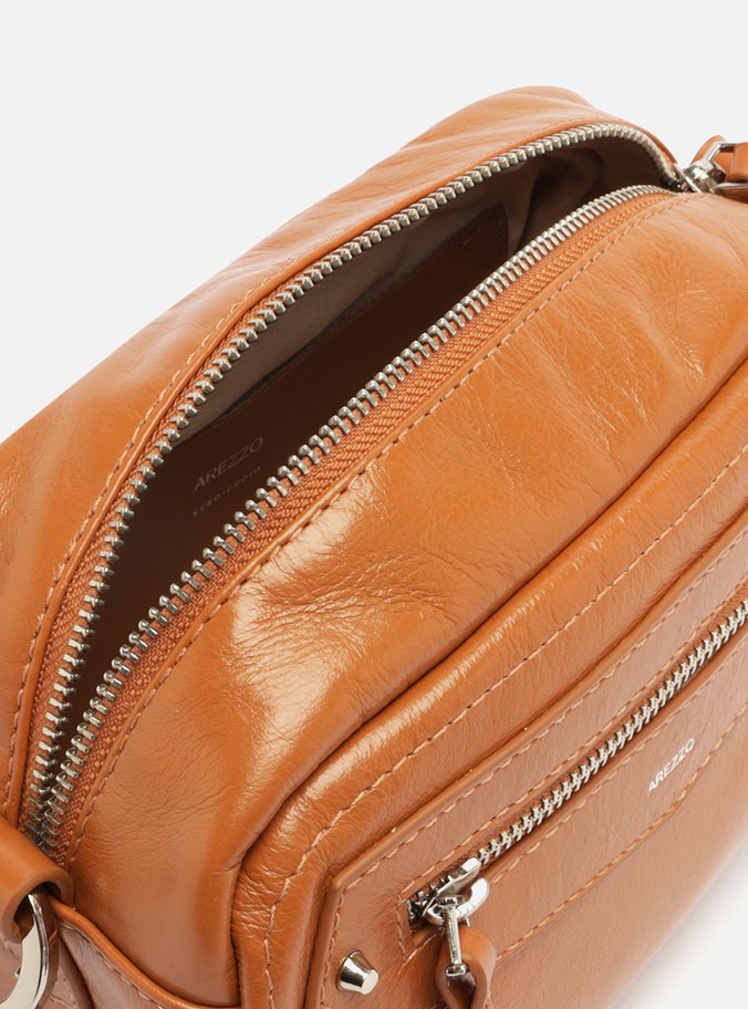 Bolsa Tiracolo Marrom Couro Média Bolso Frontal