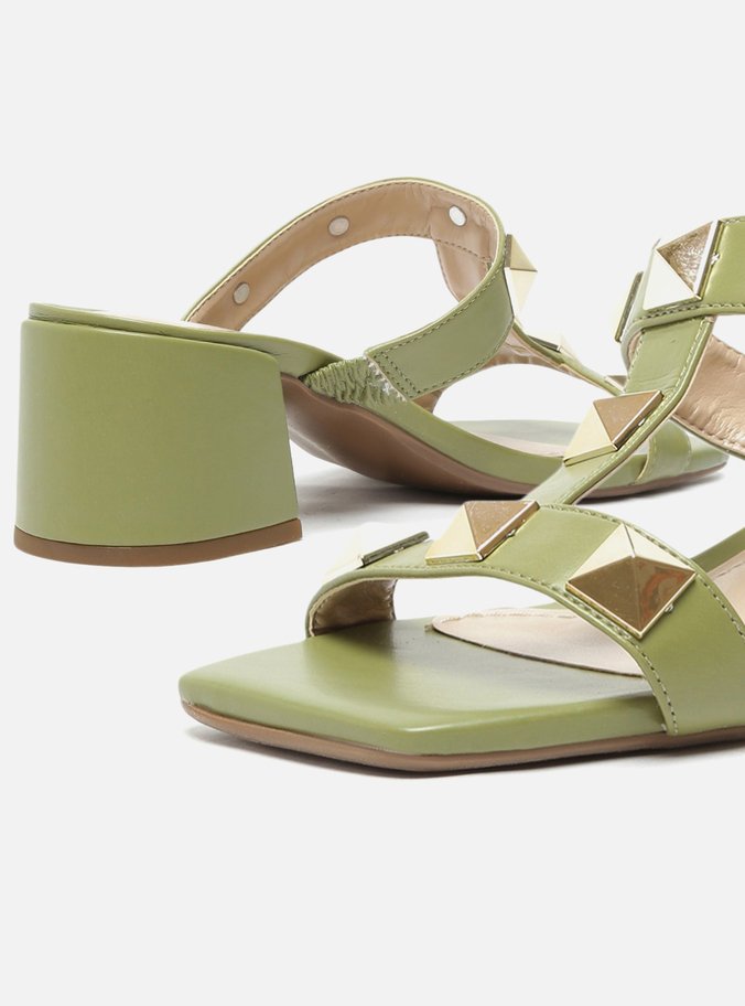 Mule Salto Bloco Verde Studs