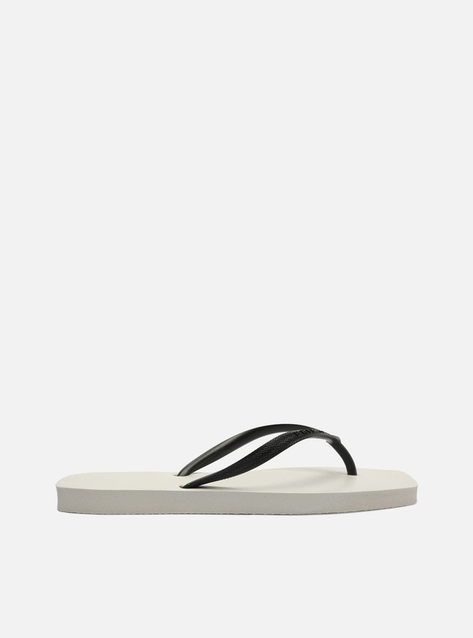 Chinelo de Dedo Multineutro Square Tiras Pretas
