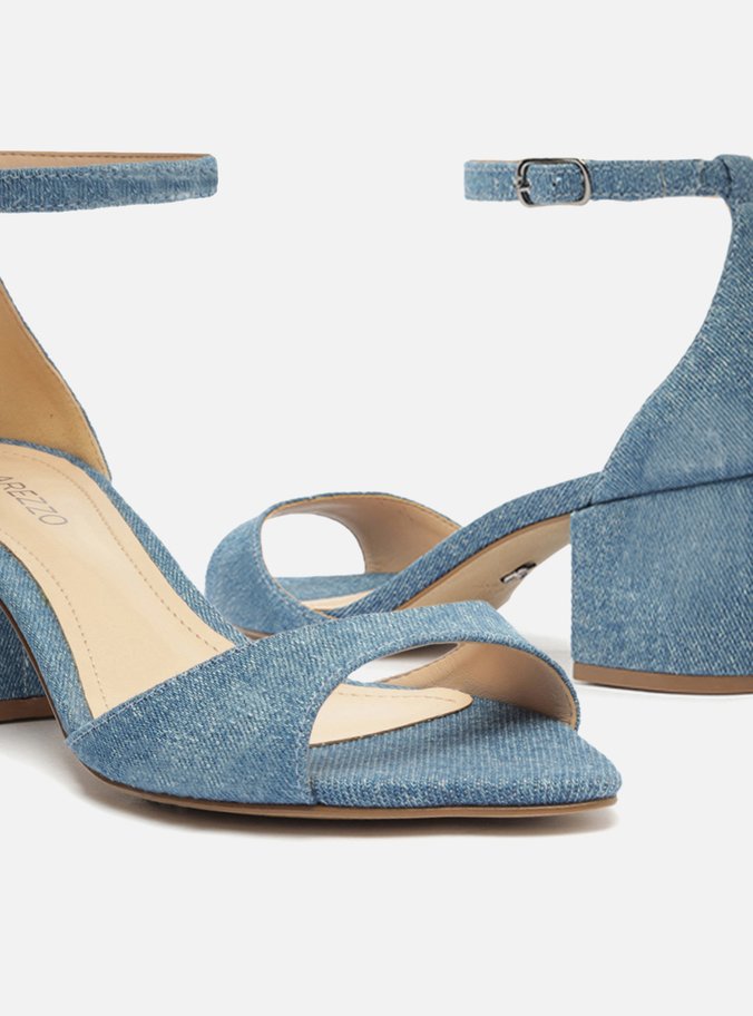 Sandália Azul Denim Salto Bloco Bico Fino