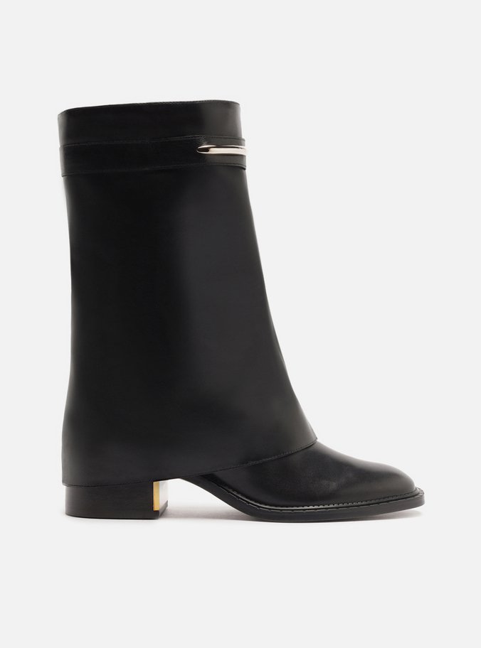 Bota Preta Couro Cano Médio Polaina Metal