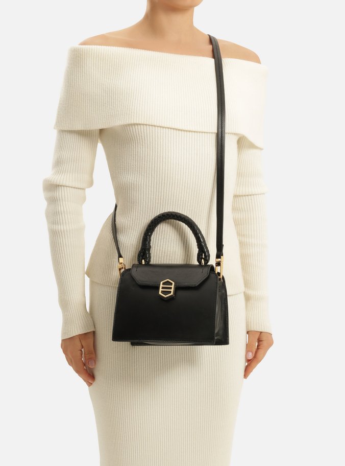 Bolsa Tiracolo Preta Couro Pequena Metal Geométrico