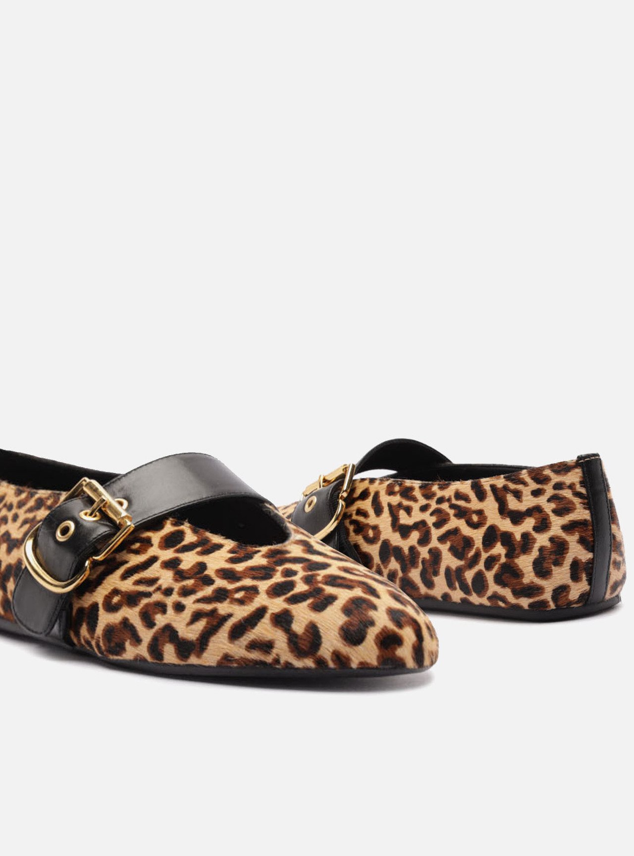 Sapatilha Animal Print Pelo Fivela Dourada — foto 4