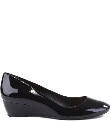 Scarpin Anabela Verniz Preto
