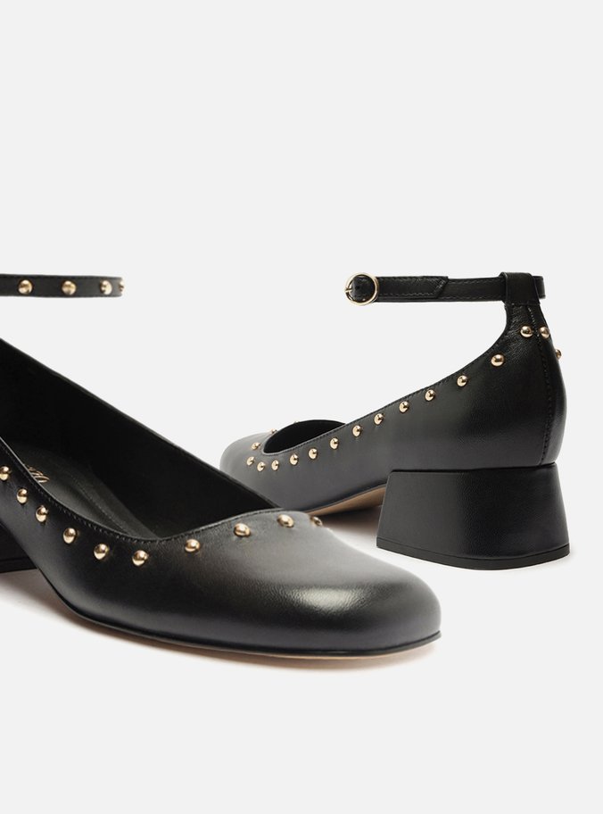 Sapato Boneca Preto Couro Salto Bloco Tachas