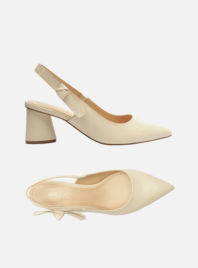 Scarpin Off-White Couro Bico Fino Slingback