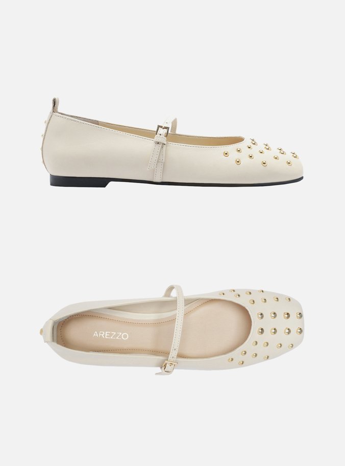 Sapatilha Off-White Couro Bico Quadrado