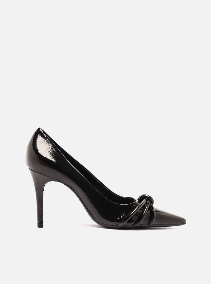 Scarpin Preto Verniz Salto Fino Tiras