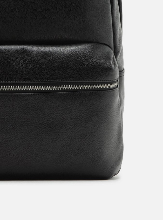 Mochila Preta Couro Grande Bolso Frontal