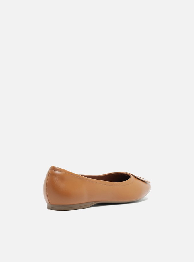 Sapatilha Marrom Fivela