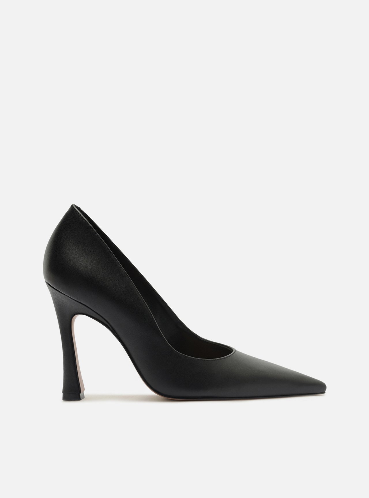 Scarpin Preto Couro Salto Fino — foto 1