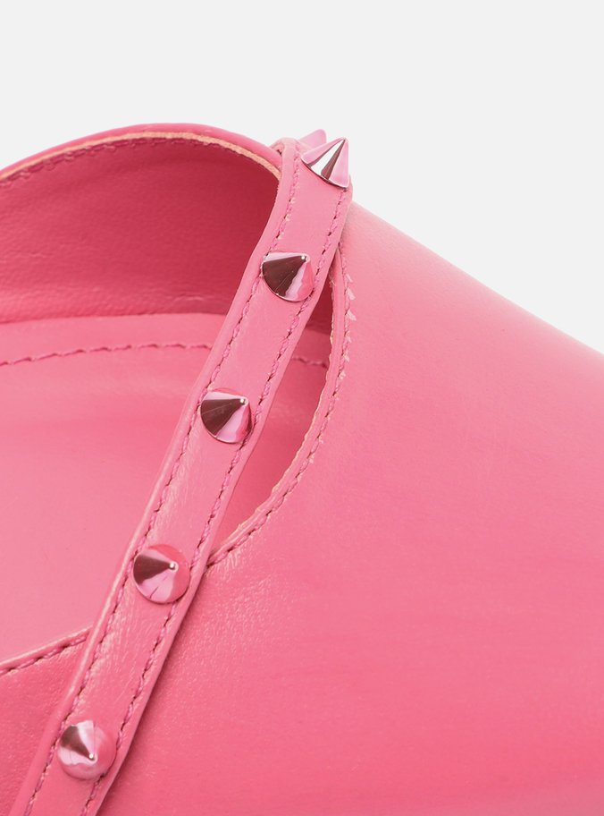 Sapatilha Rosa Couro Bico Fino Spikes