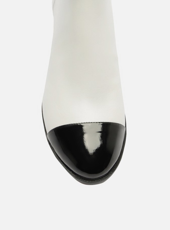 Bota Branca Couro Cano Curto Bloco Cap Toe