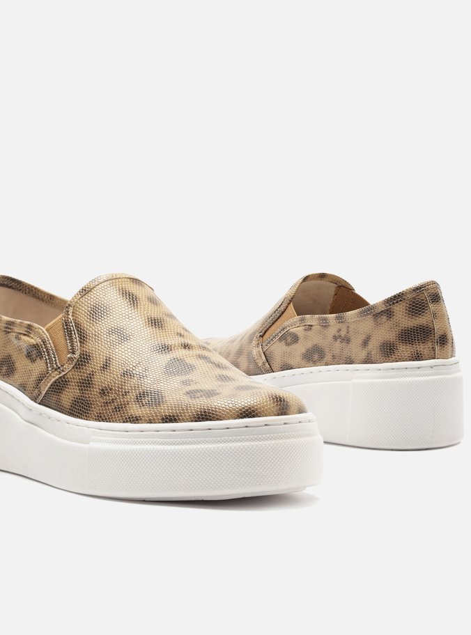 Tênis Slip On Animal Print Sola Alta Básico