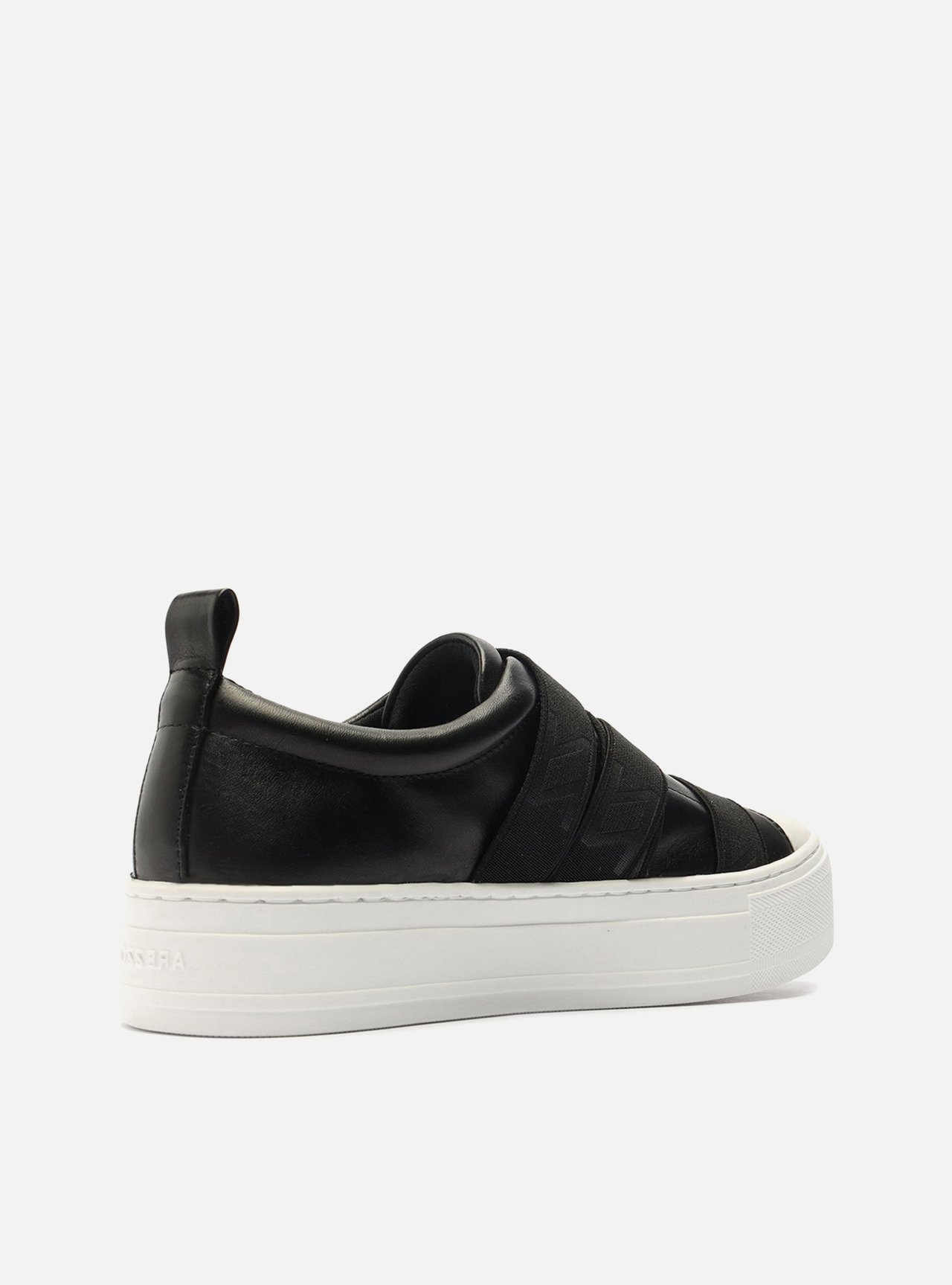 Slip On Preto Couro Flatform Elásticos — foto 3