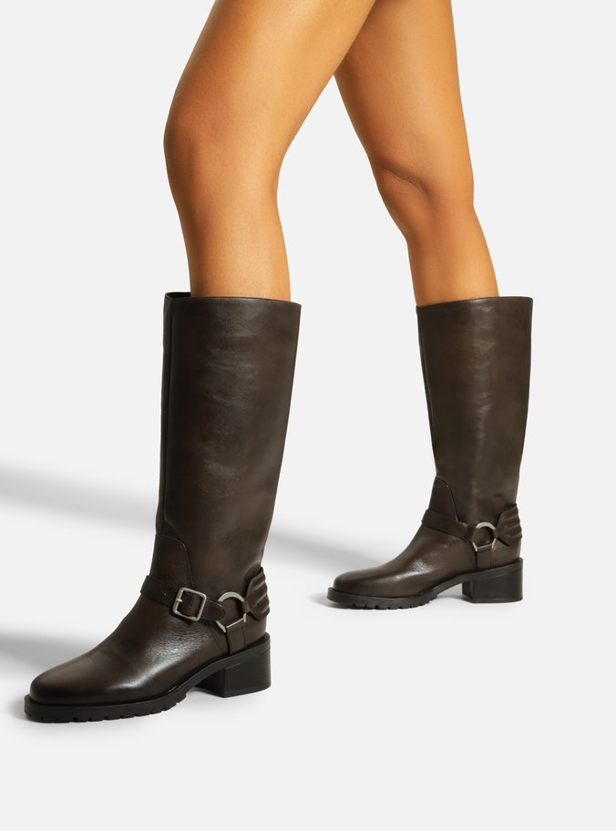 Bota Marrom Couro Cano Longo Tratorada Fivelas