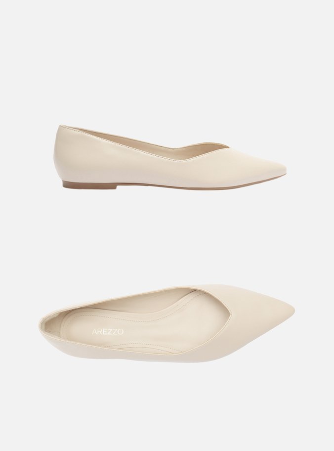 Sapatilha Branca Couro Bico Fino Minimal
