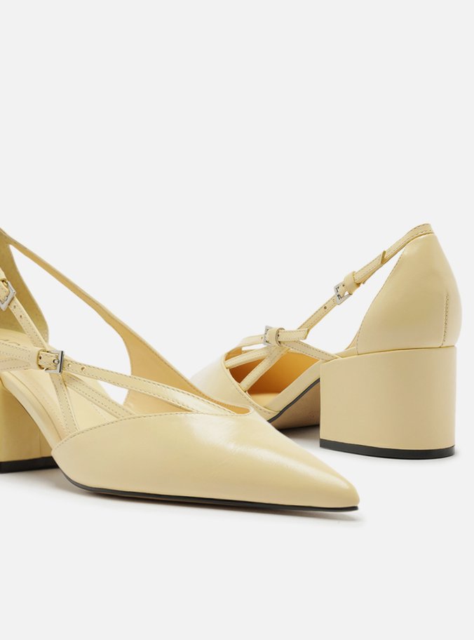 Scarpin Amarelo Couro Bloco Semi Aberto Fivelas