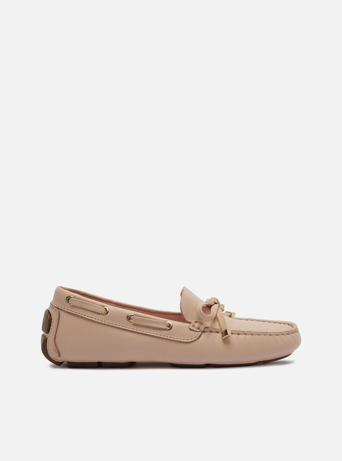 Mocassim Preta Bico Redondo Laço