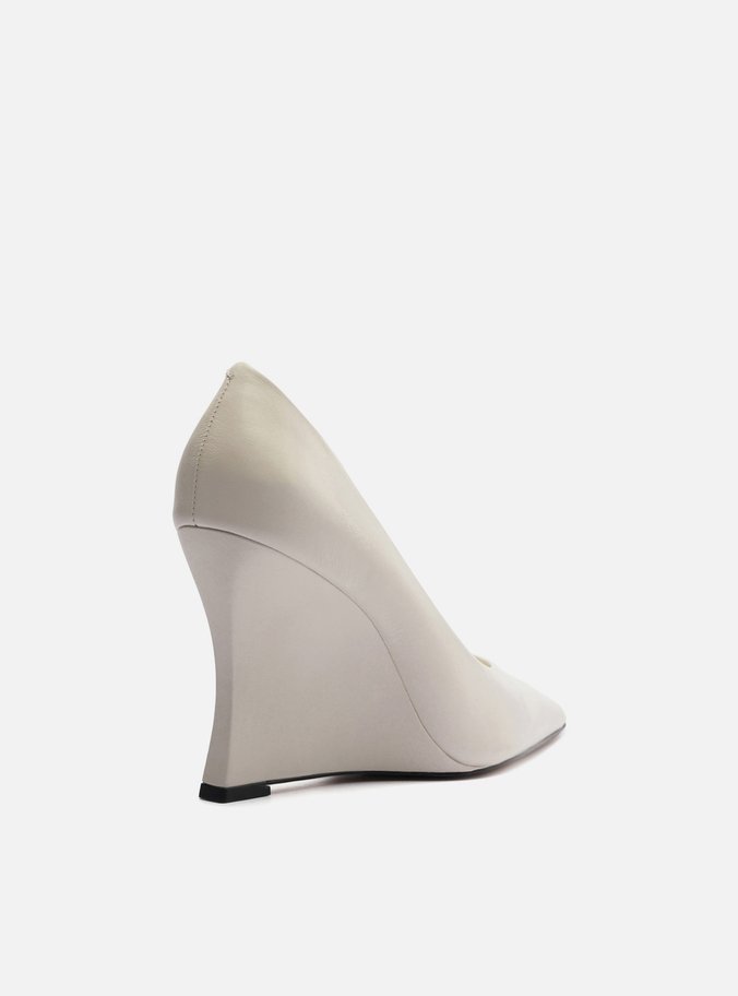 Scarpin Branco Couro Salto Alto Anabela