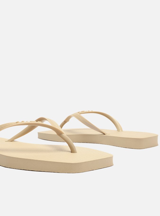 Chinelo de Dedo Off-White Básico Square Brizza