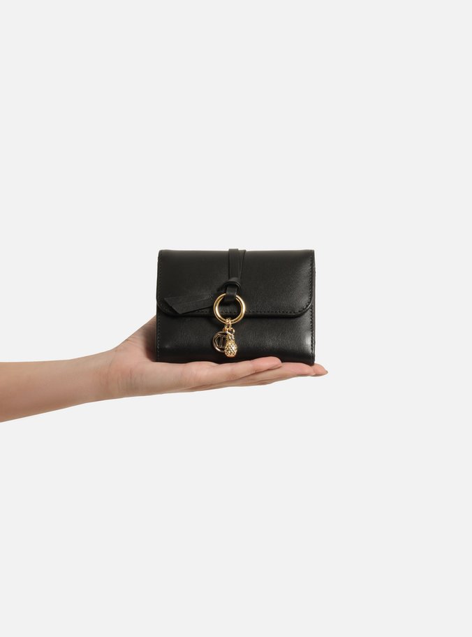 Carteira Preta Pequena Charms